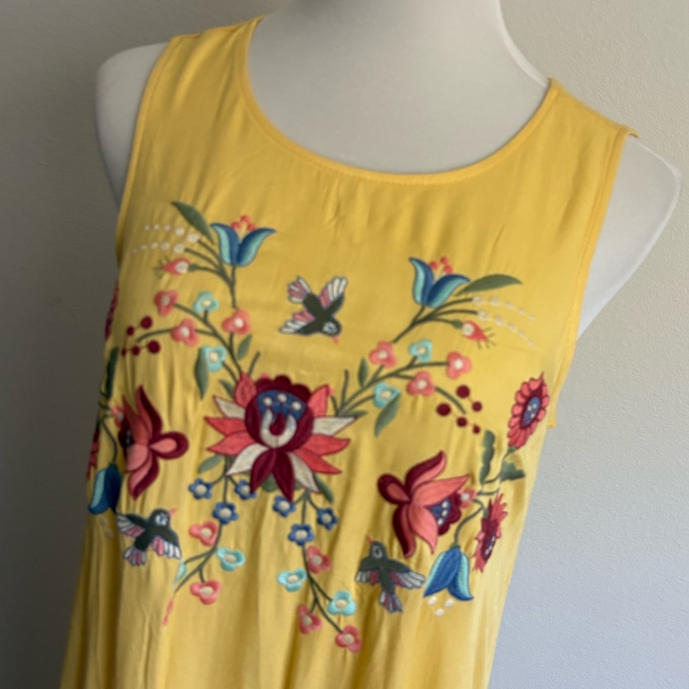 NWT Davi & Dani Floral Embroidered Yellow Maxi